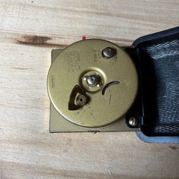 Mid Century Equity Black Gold Clamshell Travel Alarm Clock Folding Case Taiwan - Picture 8 of 13